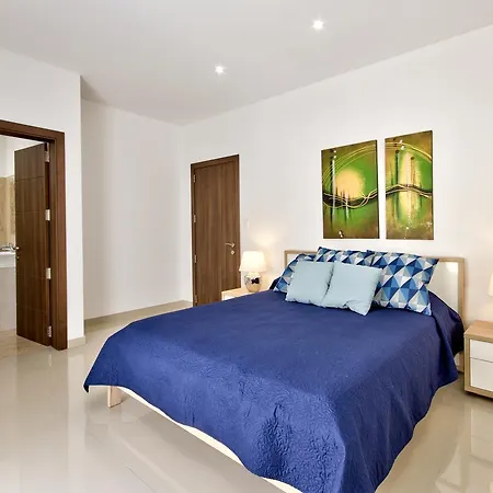 Penthouse With Views Apartament Mellieħa